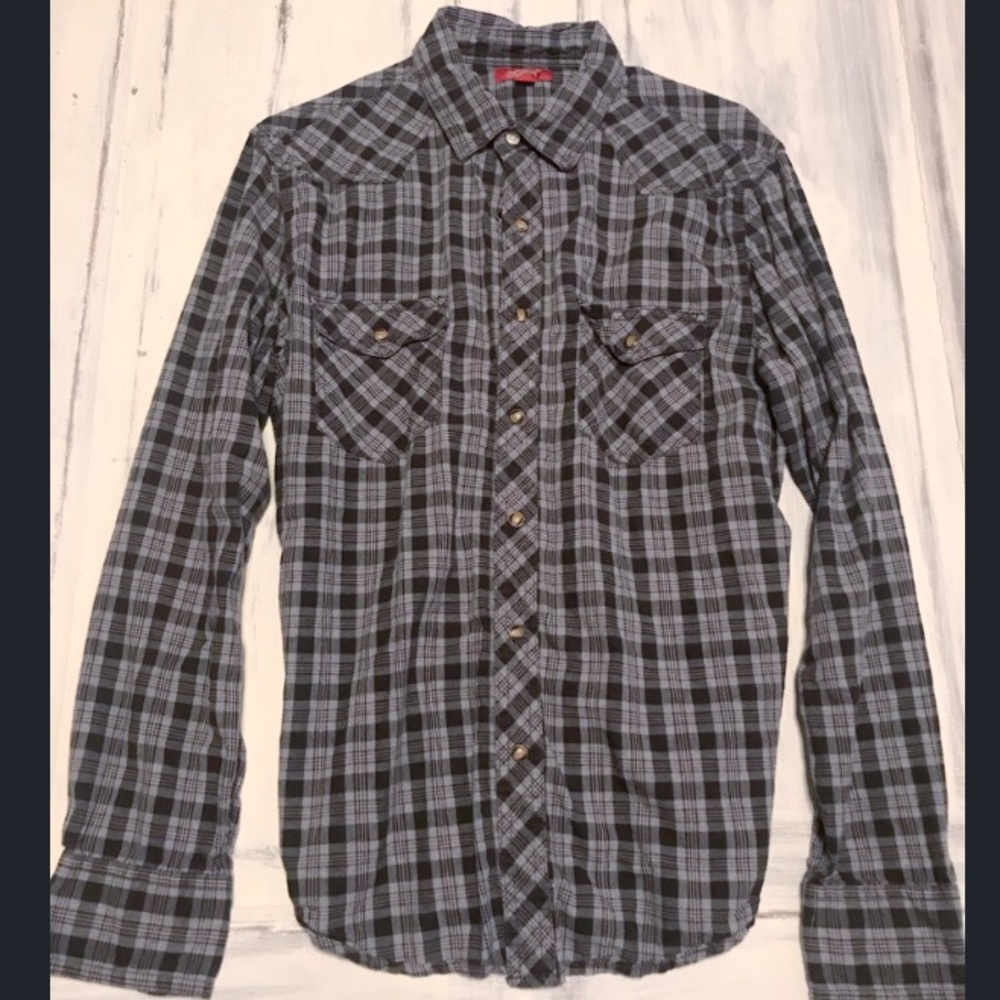 Arizona brand button up! perfect condition!